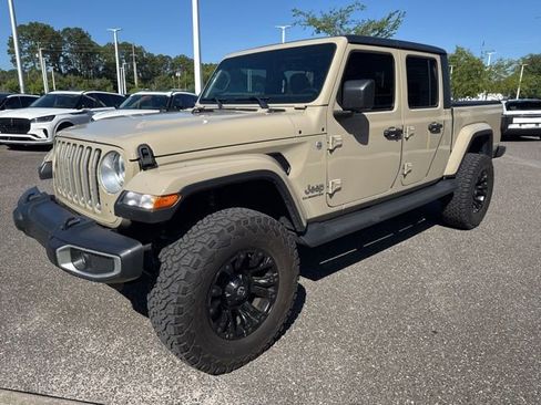 Used 2020 Jeep Gladiator Overland w/ Popular Equipment Package AWD/4WD image 15