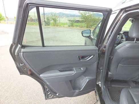 Used 2026 Subaru Outback Premium AWD/4WD image 14