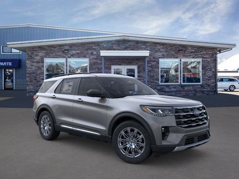 New 2025 Ford Explorer Active w/ Active Comfort Package image 7