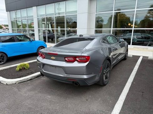 Used 2019 Chevrolet Camaro LT RWD image 4