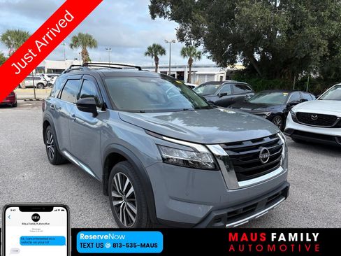 Used 2023 Nissan Pathfinder Platinum w/ Cargo Package FWD image 1