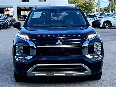 Used 2023 Mitsubishi Outlander SEL FWD image 10