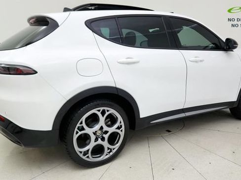 Used 2024 Alfa Romeo Tonale Ti AWD/4WD image 29