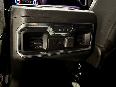 Used 2021 GMC Sierra 2500 Denali w/ Denali Ultimate Package image 27