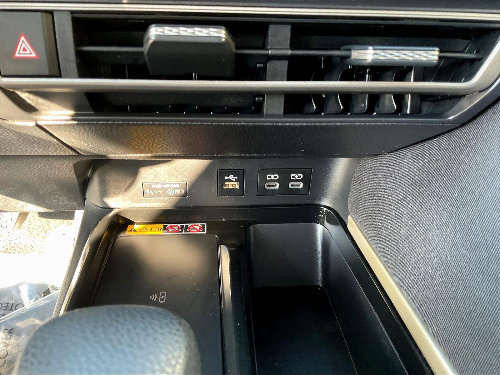 Used 2025 Toyota Camry LE FWD image 18