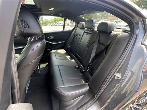 Used 2022 BMW 330i xDrive Sedan w/ Driving Assistance Package AWD/4WD image 31