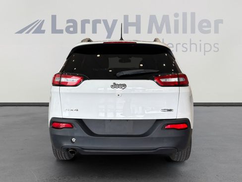 Used 2015 Jeep Cherokee Latitude w/ Cold Weather Group image 4
