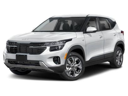 Used 2024 Kia Seltos LX