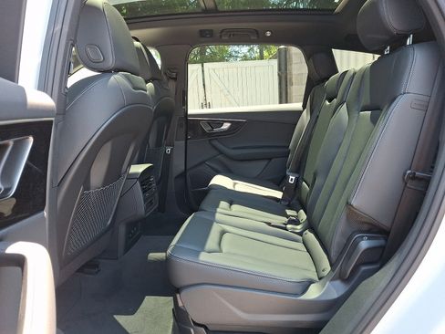 New 2026 Audi Q7 2.0T Premium AWD/4WD image 6