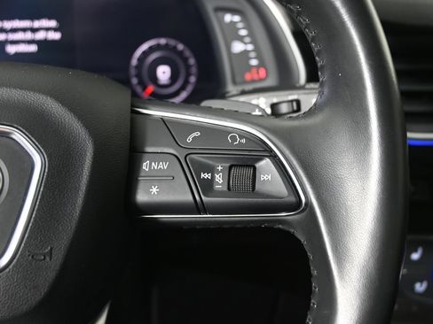 Used 2018 Audi Q7 3.0T Prestige AWD/4WD image 36