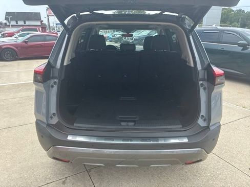 Used 2023 Nissan Rogue SL w/ SL Premium Package FWD image 8