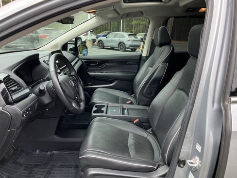 Certified 2025 Honda Odyssey Elite image 16