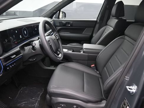 Used 2026 Hyundai Santa Fe Calligraphy AWD/4WD image 10