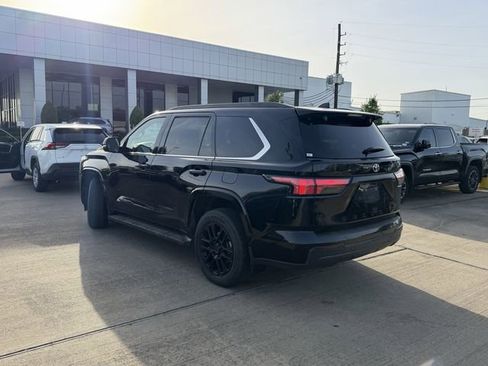 Used 2025 Toyota Sequoia SR5 w/ TRD Sport Package image 7