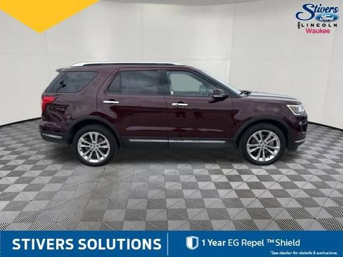 Used 2018 Ford Explorer Limited w/ Equipment Group 301A AWD/4WD image 5
