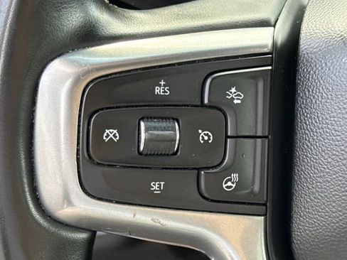 Used 2023 Chevrolet Suburban Premier RWD image 23