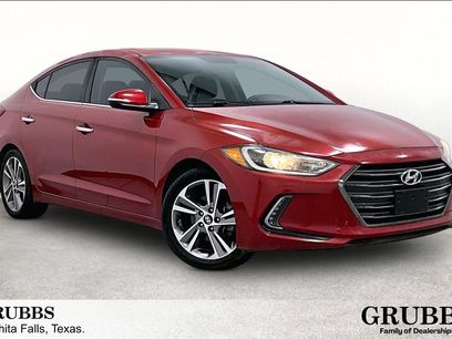 Used 2017 Hyundai Elantra Limited w/ Limited Tech Package 04
