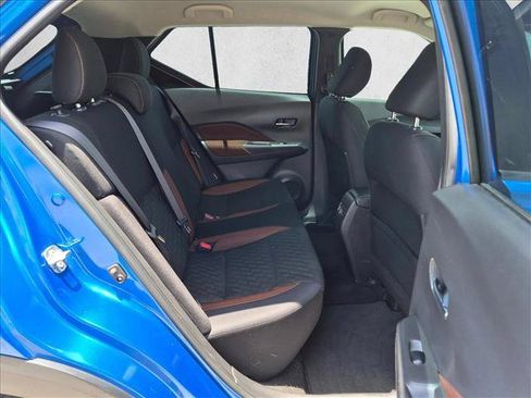 Used 2022 Nissan Kicks SR w/ Interior Electronics Package FWD image 19