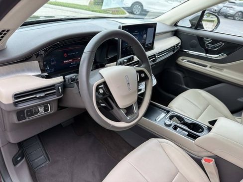 Certified 2023 Lincoln Corsair FWD w/ Equipment Group 101A image 16
