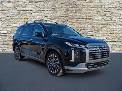 Used 2023 Hyundai Palisade Calligraphy w/ Winter Package