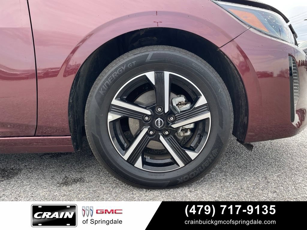 Used 2025 Nissan Sentra SV FWD image 30