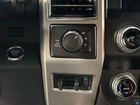 Used 2019 Ford F250 Platinum w/ Platinum Ultimate Package image 18