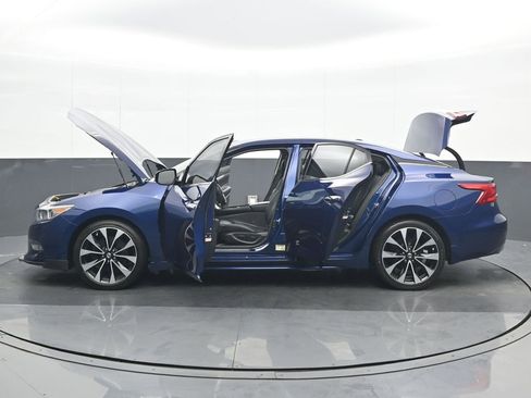 Used 2018 Nissan Maxima SR image 27