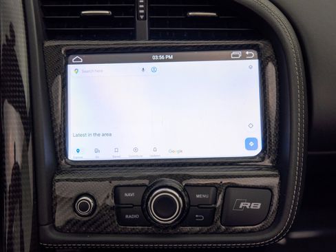 Used 2014 Audi R8 V10 image 17