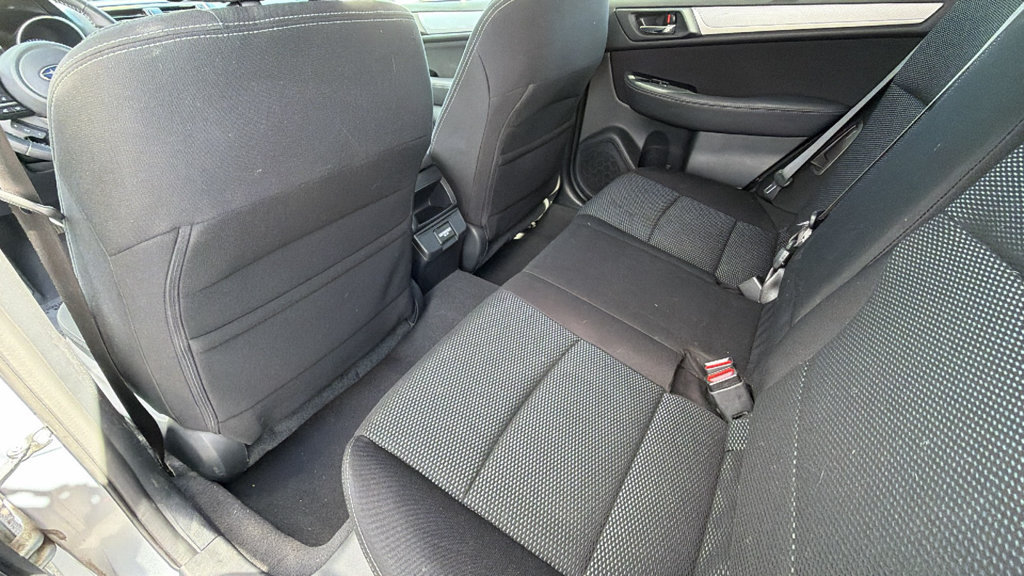 Used 2018 Subaru Outback 2.5i Premium AWD/4WD image 24