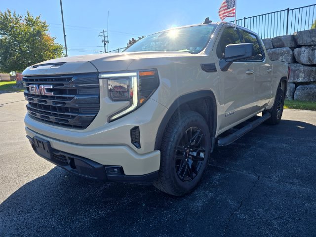 Used 2023 GMC Sierra 1500 Elevation AWD/4WD image 9