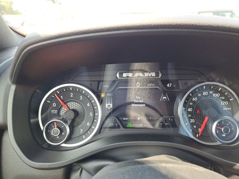 New 2026 RAM 1500 Big Horn AWD/4WD image 12