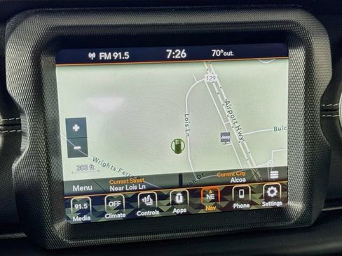 Used 2023 Jeep Wrangler Unlimited Sahara w/ Cold Weather Group AWD/4WD image 17