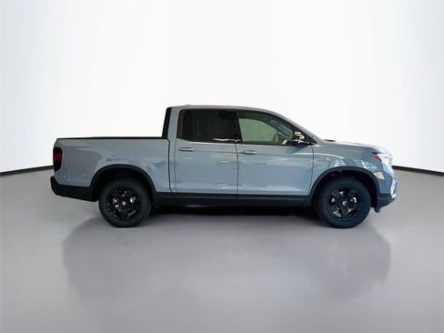 New 2026 Honda Ridgeline Black Edition image 16
