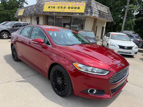 Used 2014 Ford Fusion SE w/ Equipment Group 202A FWD image 1