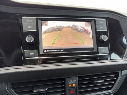 Used 2024 Volkswagen Jetta S image 23