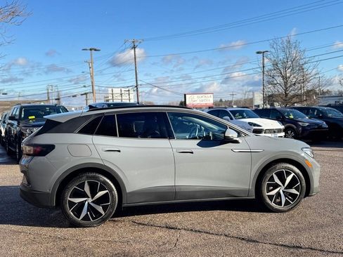 Used 2024 Volkswagen ID.4 Pro S image 7