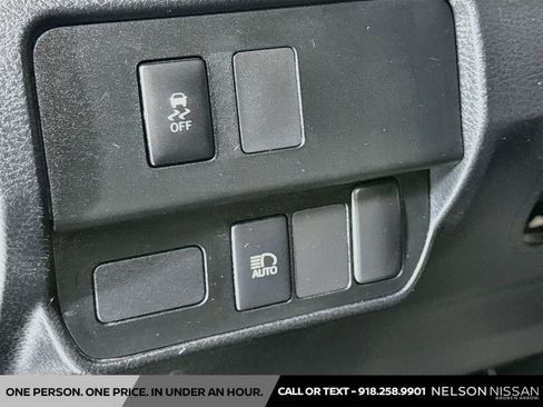 Used 2020 Toyota Tacoma SR RWD image 10