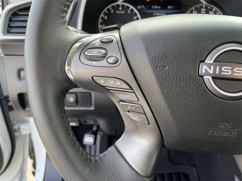 Used 2024 Nissan Murano SV image 25