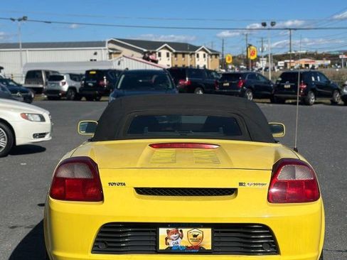 Used 2001 Toyota MR2 image 6