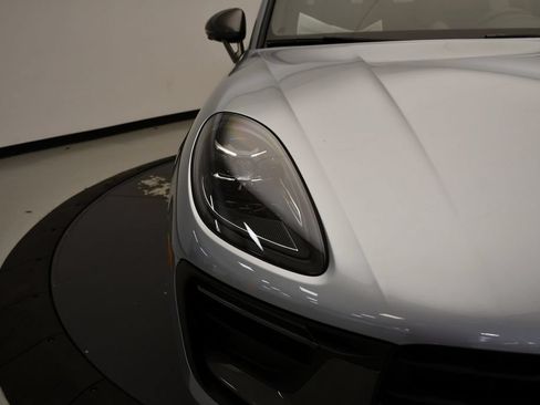 Certified 2026 Porsche Macan Turbo AWD/4WD image 14
