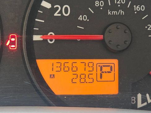 Used 2016 Nissan Frontier SV RWD image 16