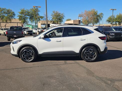 New 2026 Ford Escape Platinum w/ Premium Technology Package image 5