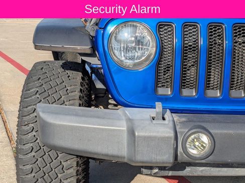 Used 2020 Jeep Wrangler Sport image 11