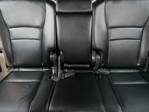Used 2016 Honda Pilot EX-L image 13