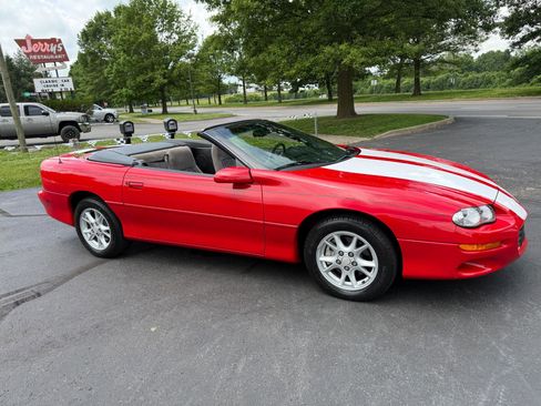 Used 2000 Chevrolet Camaro LT RWD image 20