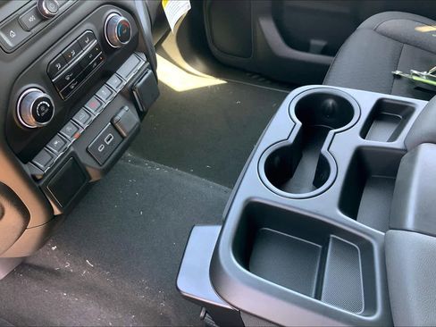 Used 2025 Chevrolet Silverado 1500 Custom RWD image 8