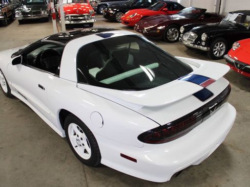 Used 1994 Pontiac Firebird Coupe RWD image 18