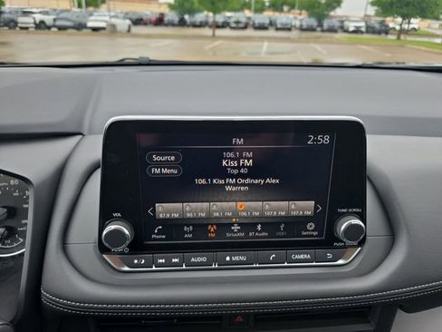 New 2026 Nissan Rogue SV FWD image 8