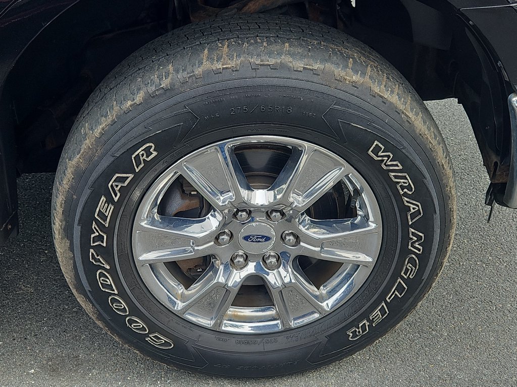 Used 2016 Ford F150 XLT w/ Equipment Group 301A Mid AWD/4WD image 10