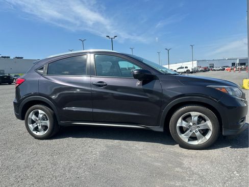 Used 2016 Honda HR-V EX-L image 4